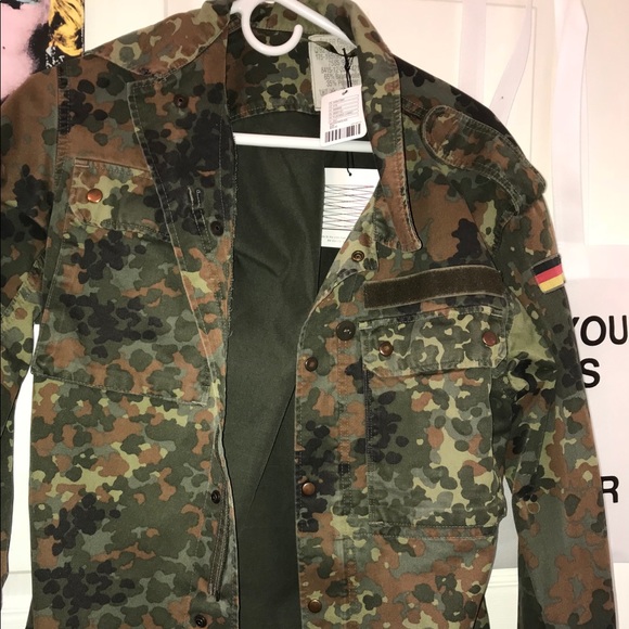 Urban Outfitters Army Jacket - Picture 2 of 3